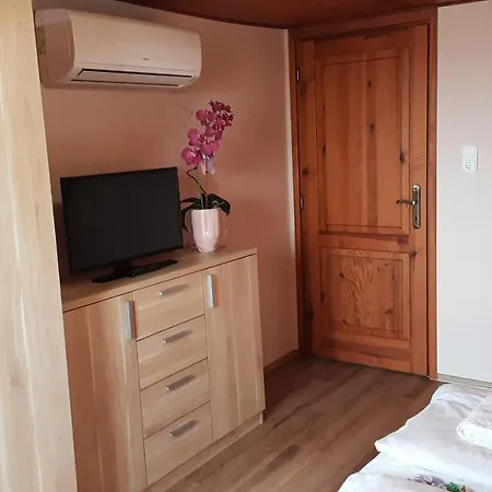 Jazmin Apartment Tihany